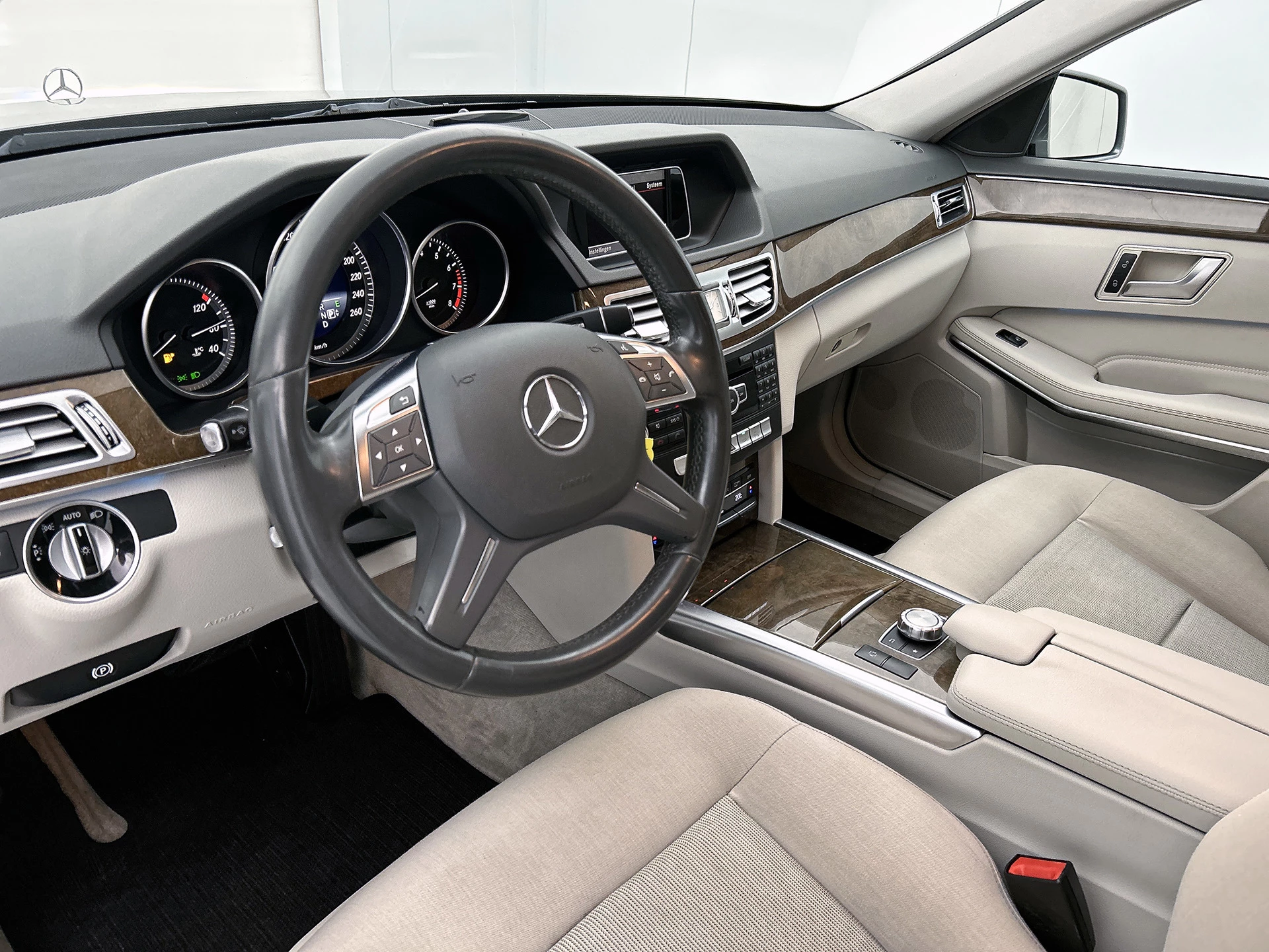 Hoofdafbeelding Mercedes-Benz E-Klasse