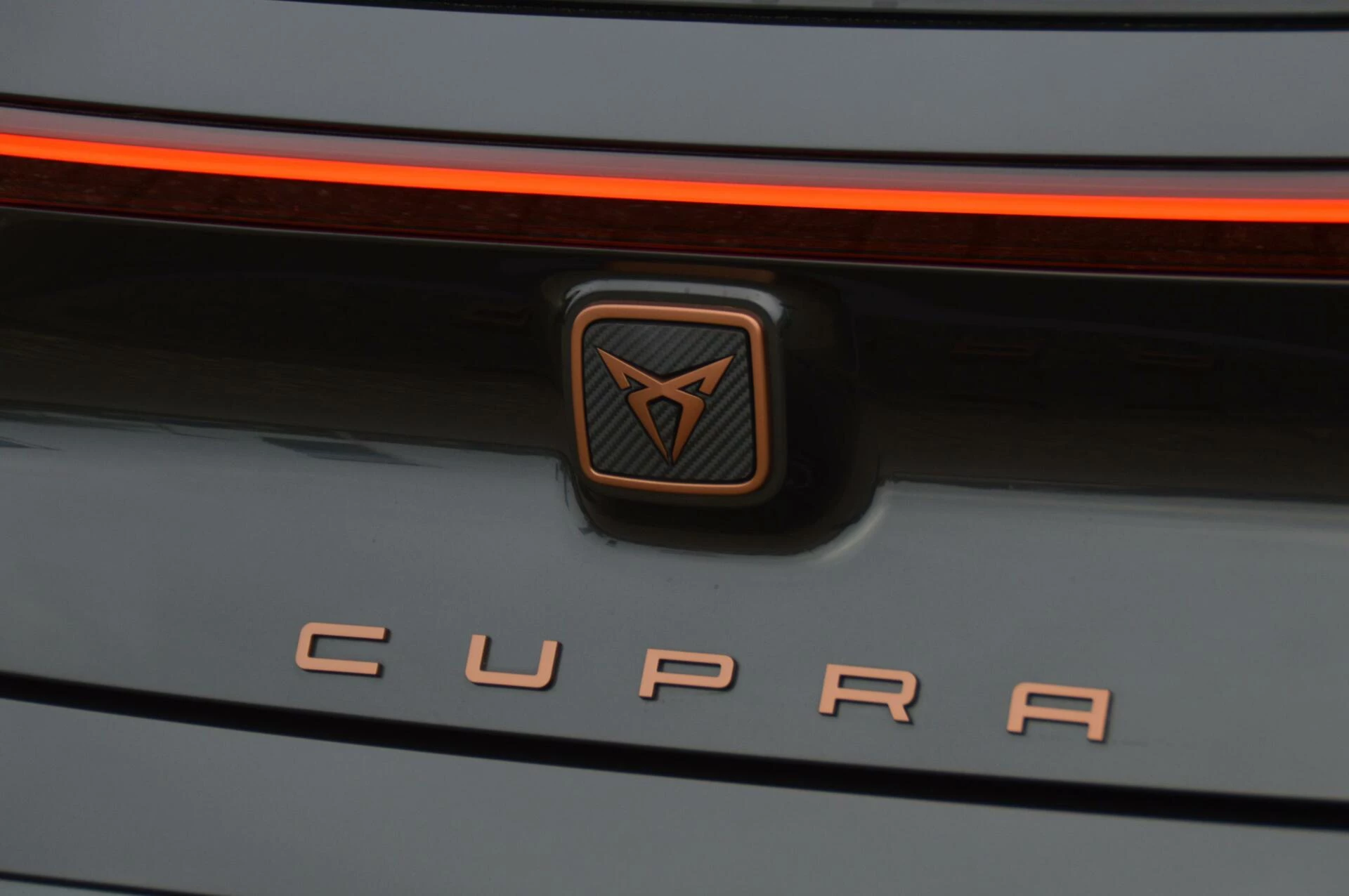 Hoofdafbeelding CUPRA Born