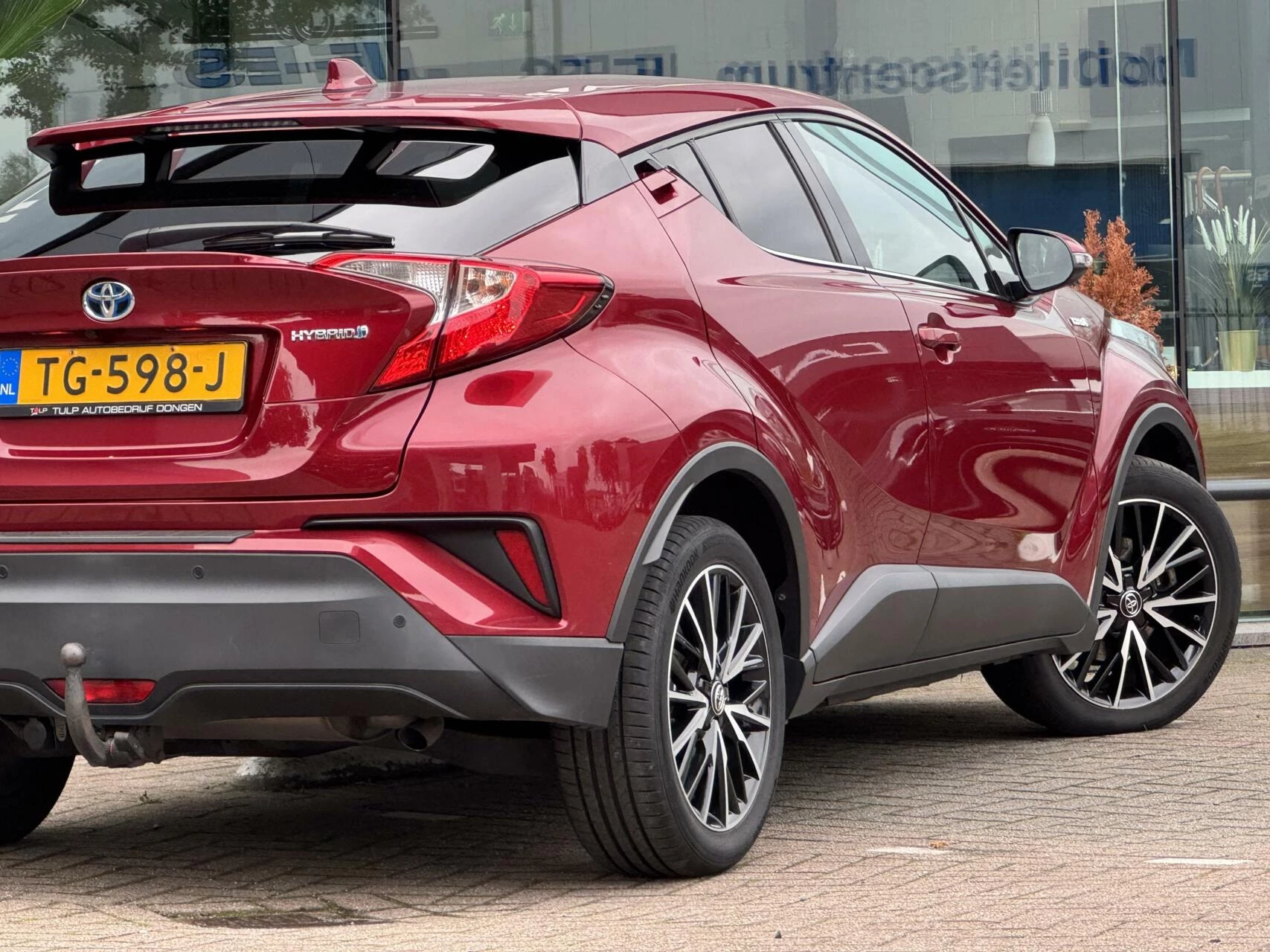 Hoofdafbeelding Toyota C-HR