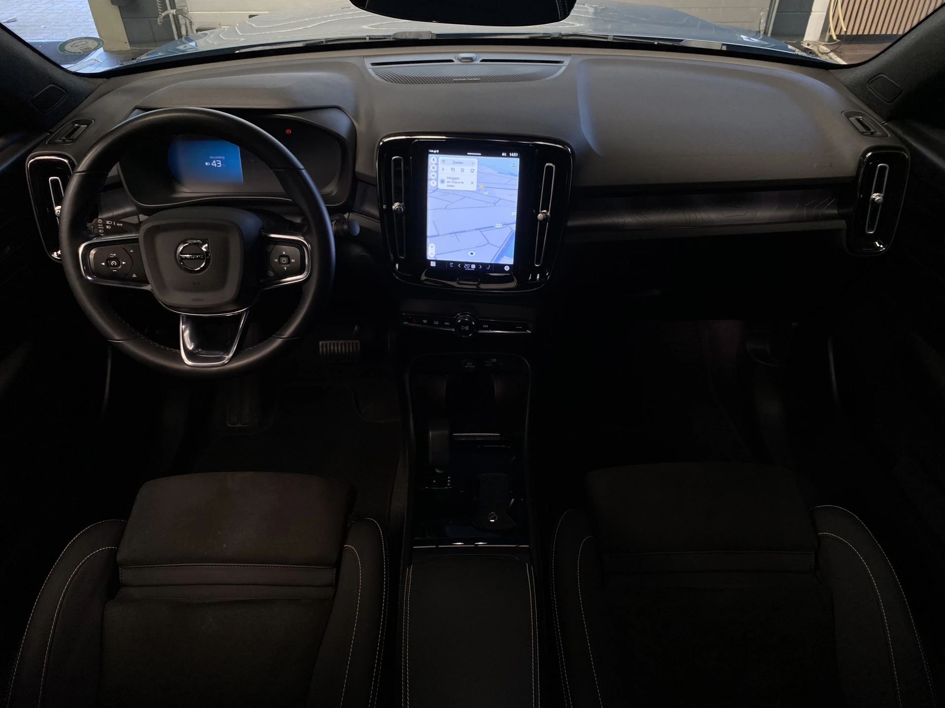Hoofdafbeelding Volvo C40