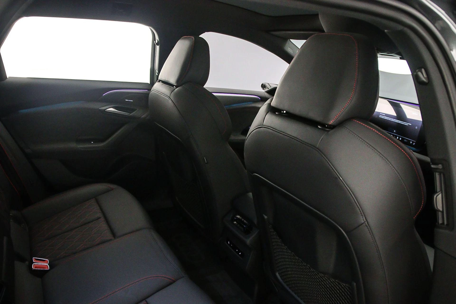 Hoofdafbeelding Audi A6 Avant e-tron