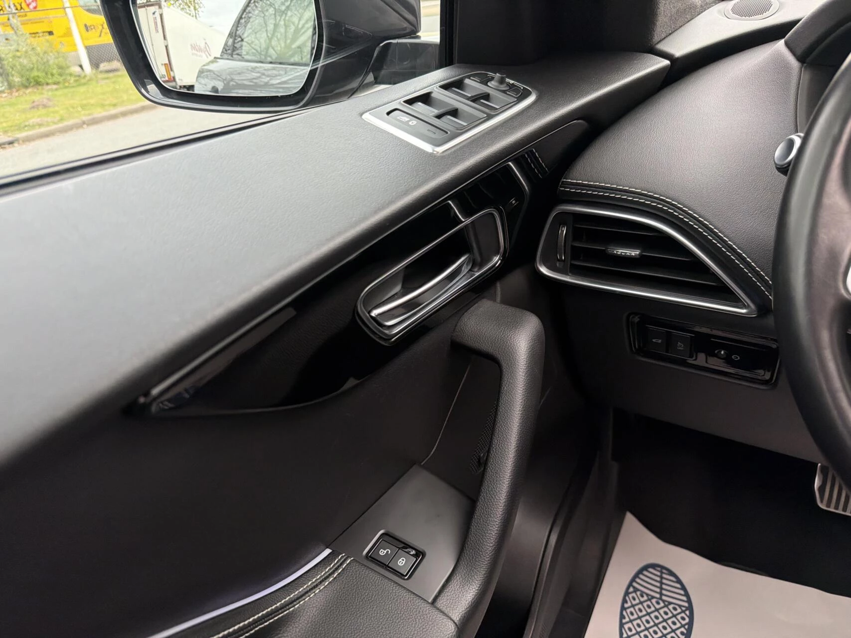 Hoofdafbeelding Jaguar F-PACE