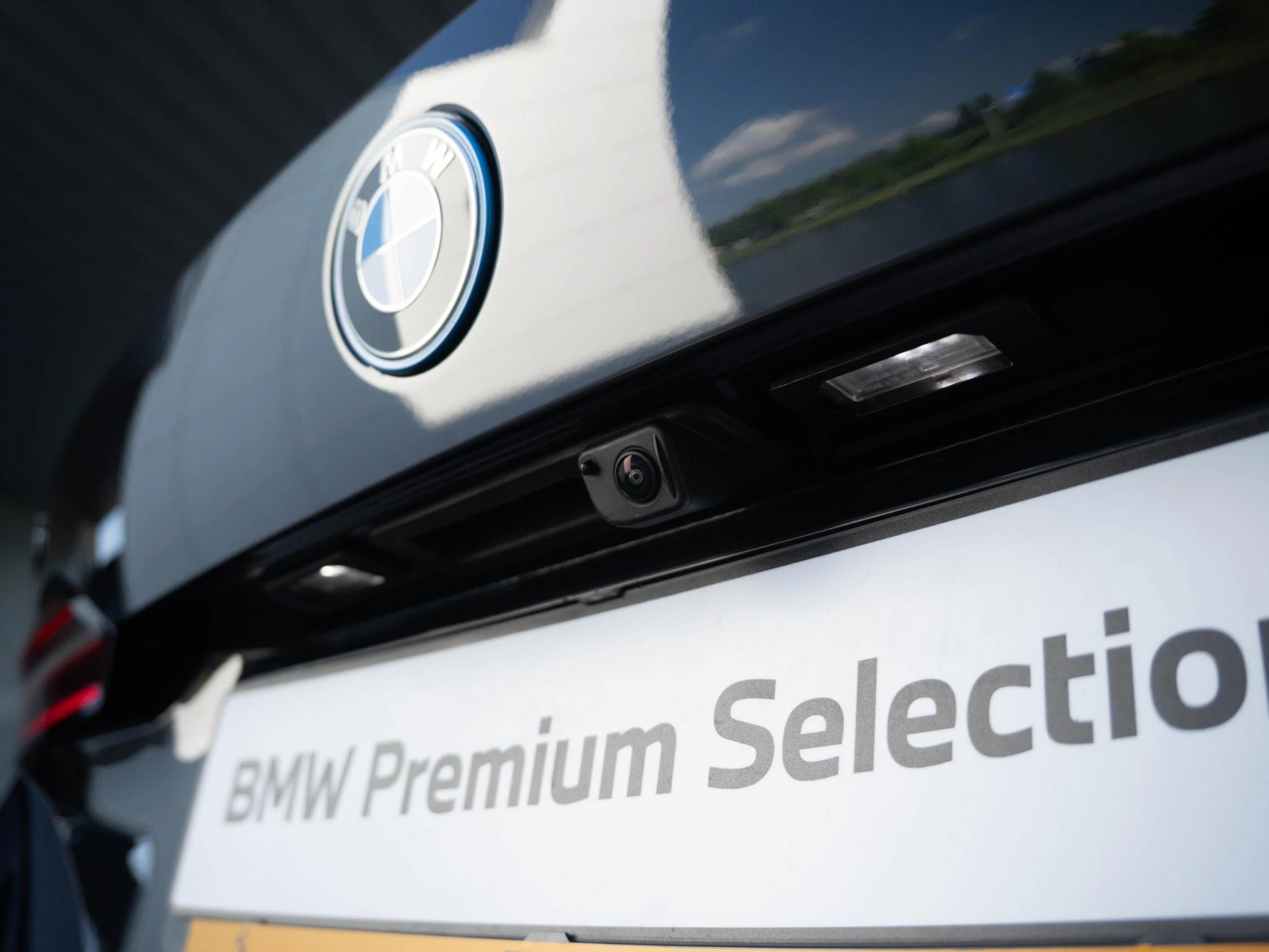 Hoofdafbeelding BMW i5