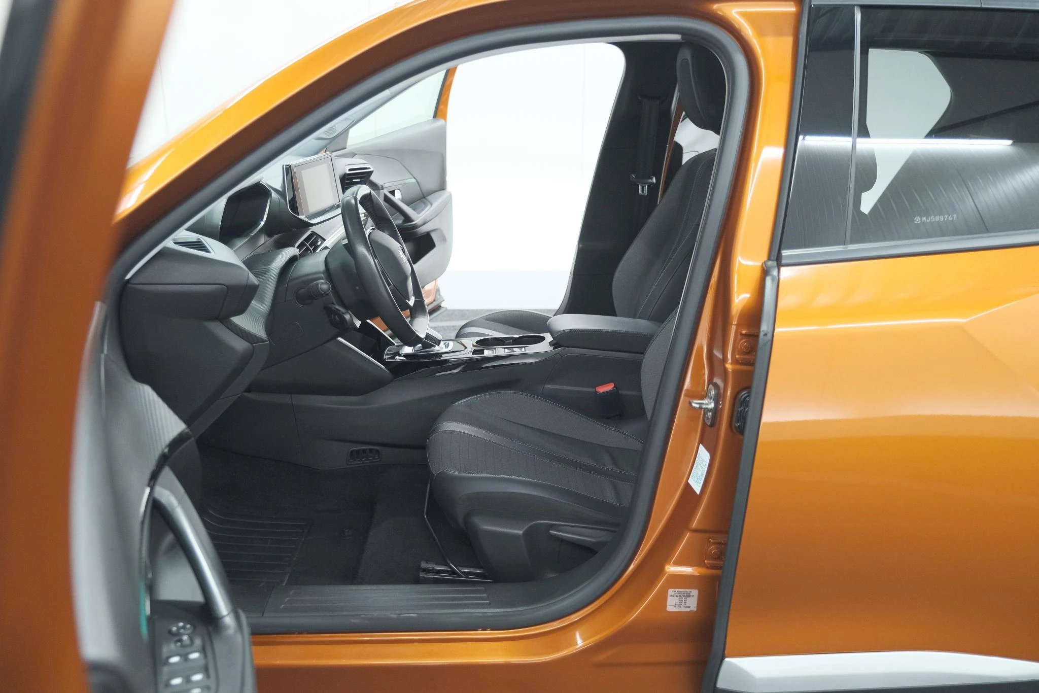 Hoofdafbeelding Peugeot e-2008