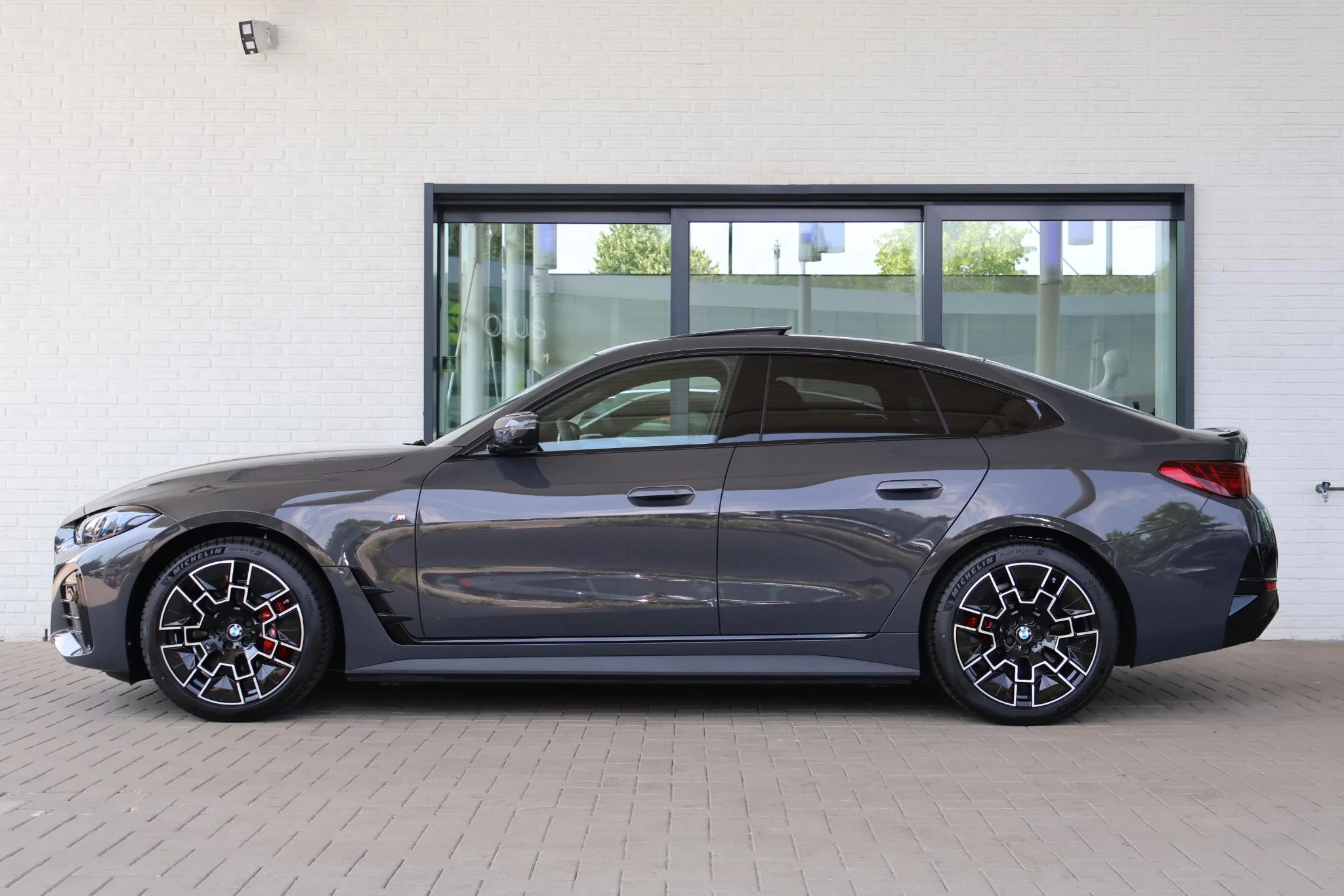 Hoofdafbeelding BMW i4