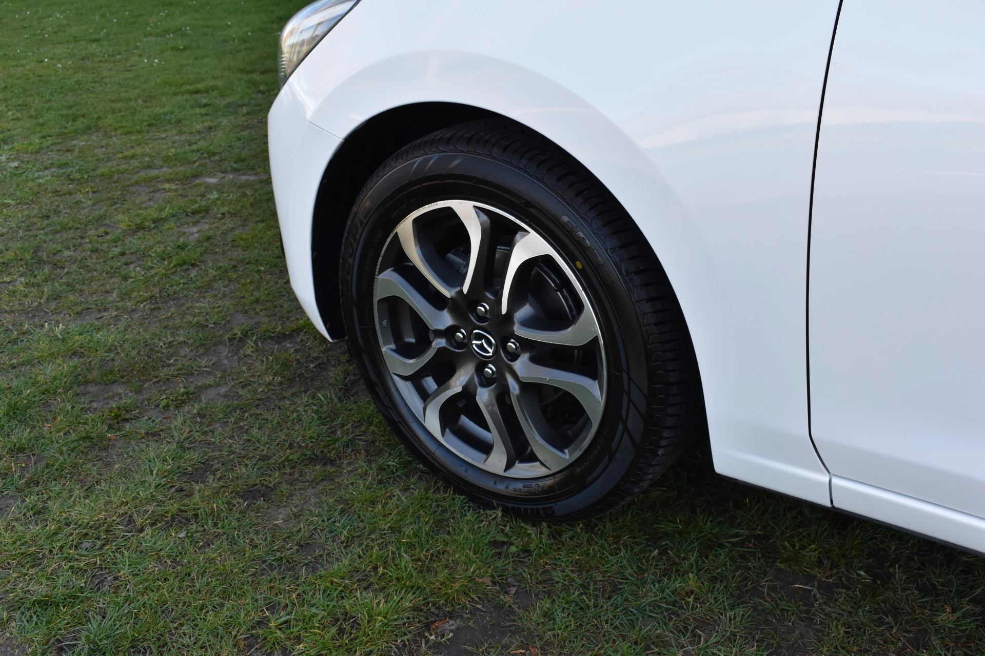 Hoofdafbeelding Mazda 2