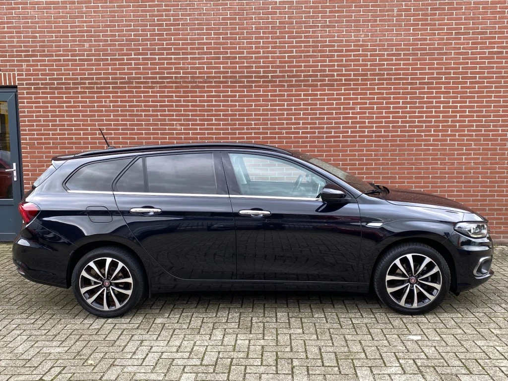 Hoofdafbeelding Fiat Tipo