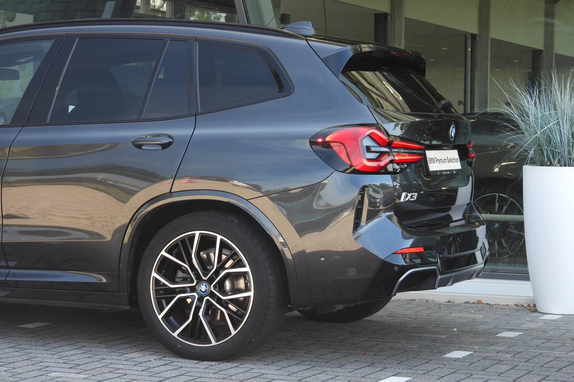 Hoofdafbeelding BMW iX3