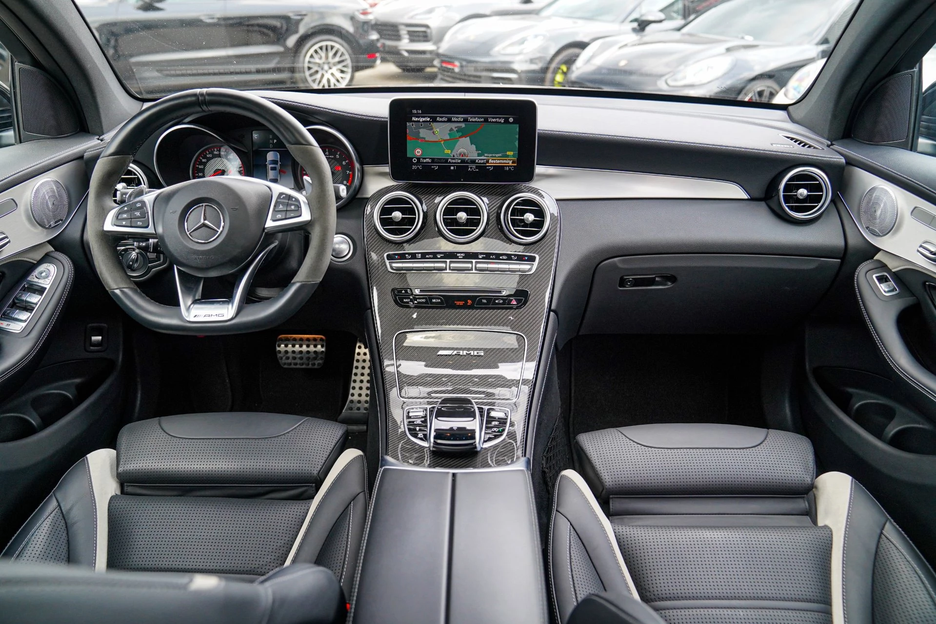 Hoofdafbeelding Mercedes-Benz GLC