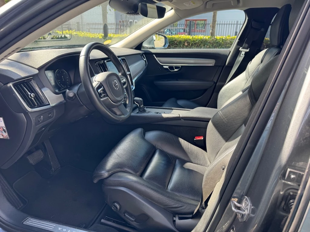Hoofdafbeelding Volvo V90