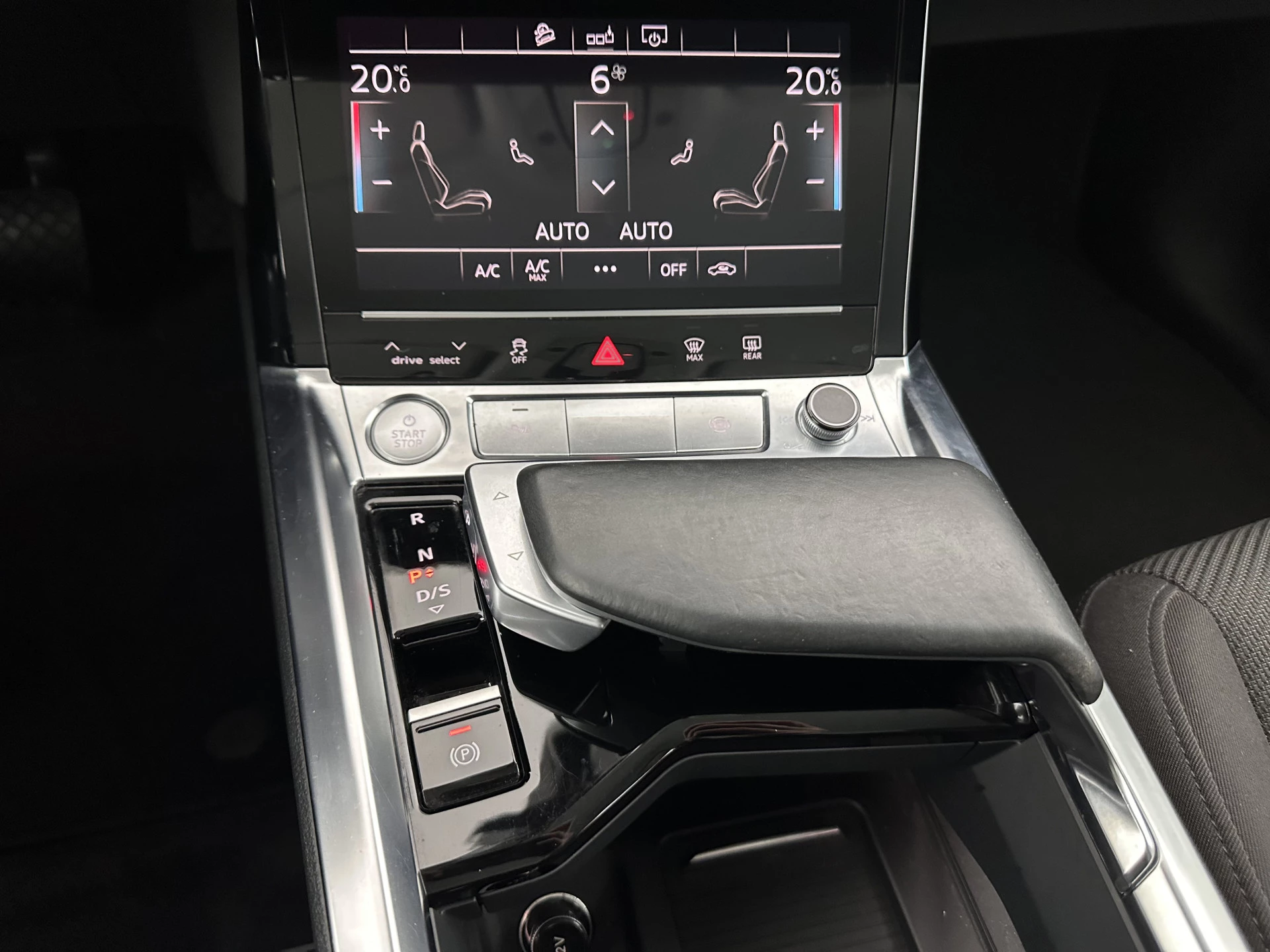 Hoofdafbeelding Audi e-tron