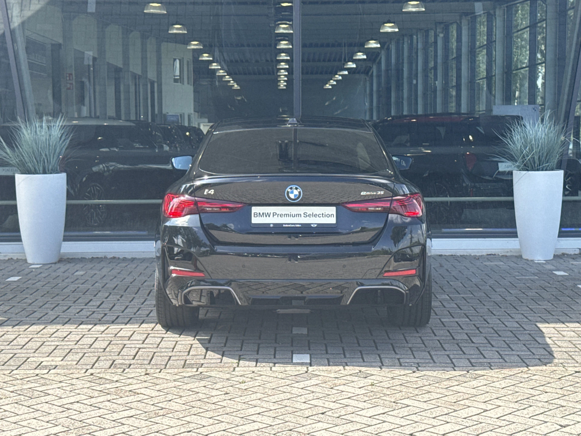 Hoofdafbeelding BMW i4