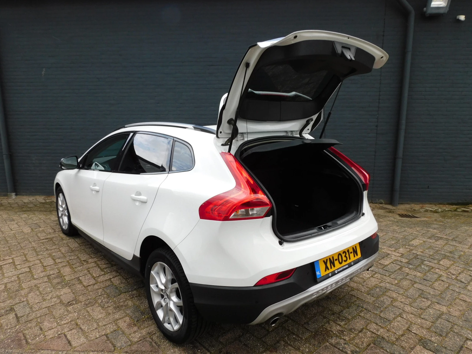 Hoofdafbeelding Volvo V40
