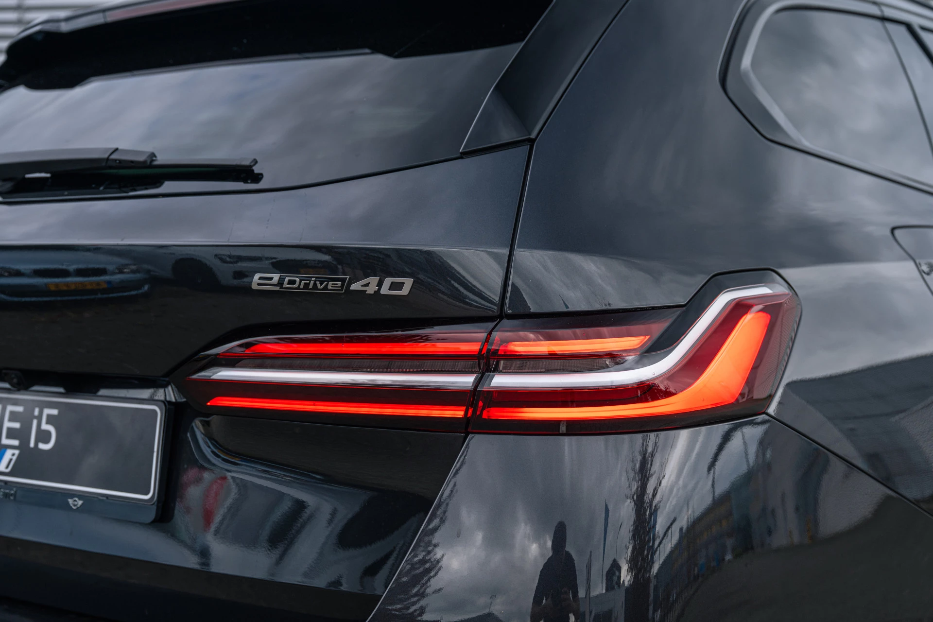 Hoofdafbeelding BMW i5