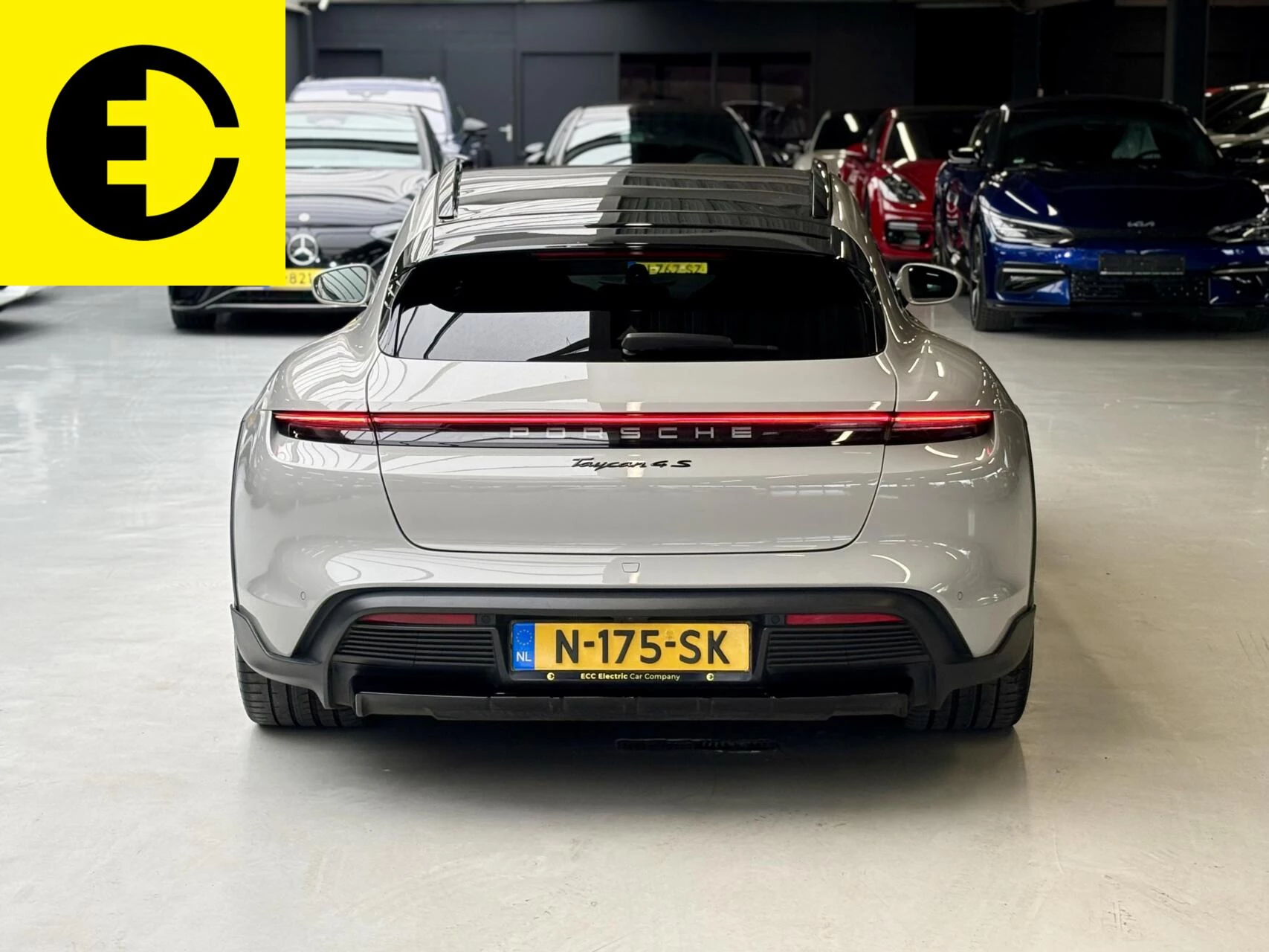 Hoofdafbeelding Porsche Taycan