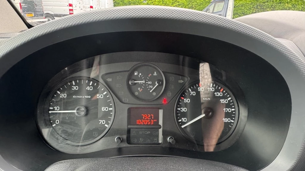 Hoofdafbeelding Peugeot Partner