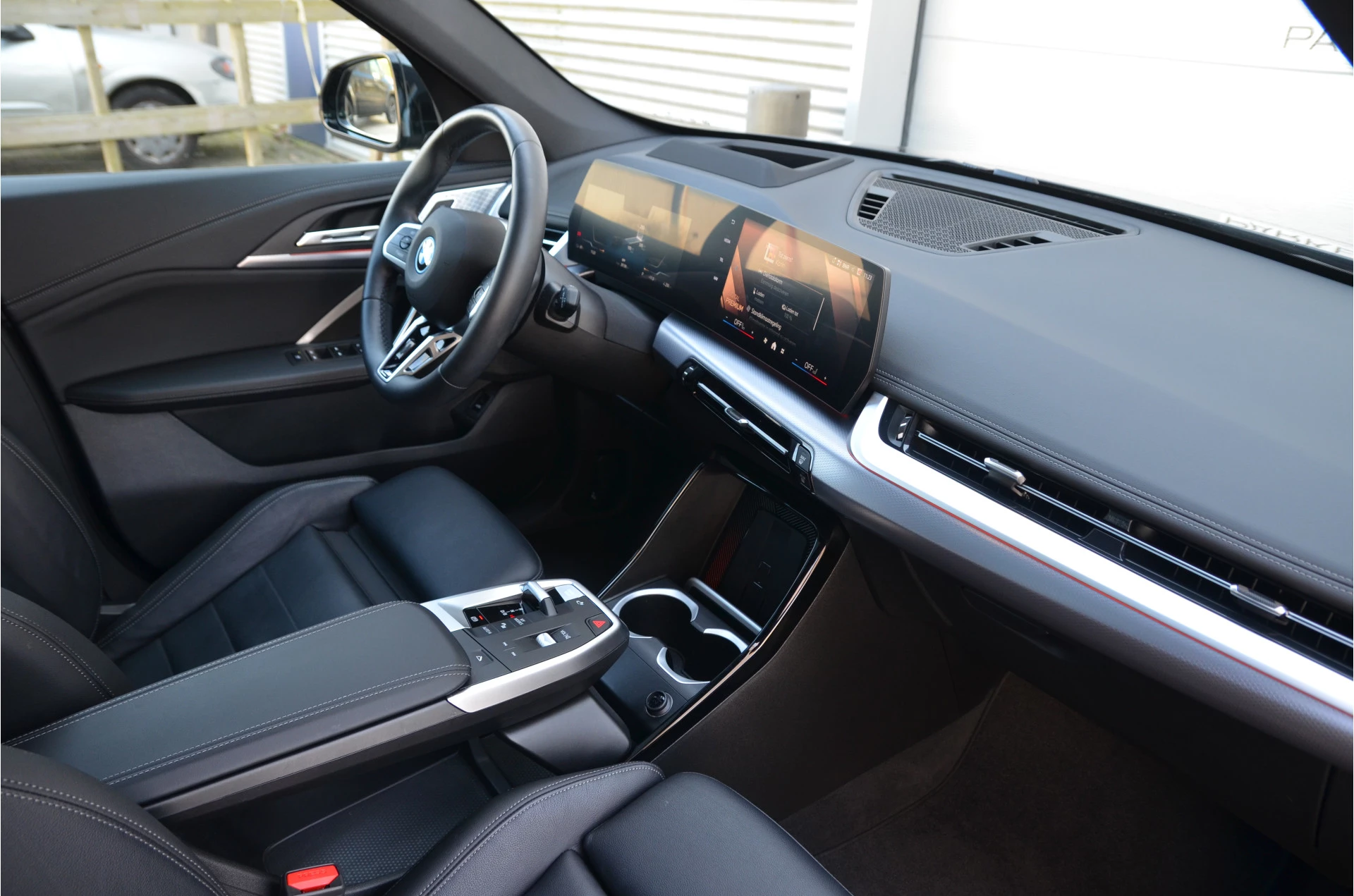 Hoofdafbeelding BMW iX1