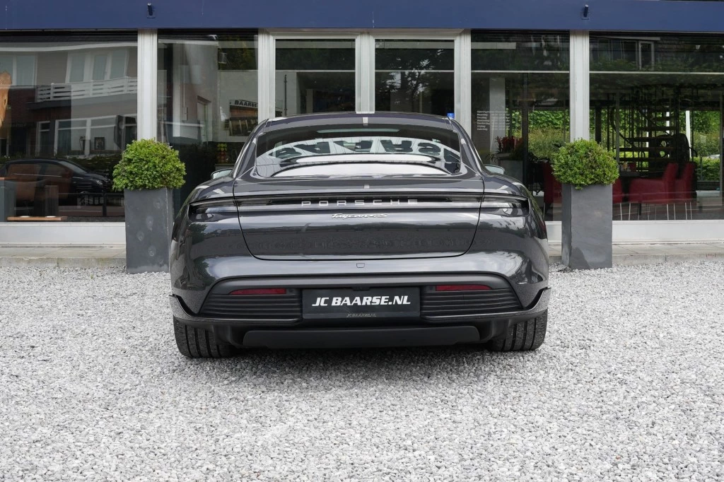 Hoofdafbeelding Porsche Taycan