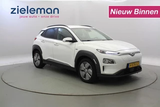 Hyundai Kona Electric Fashion 64 kWh - Carplay, Camera, Stoelverw. SOH 100%