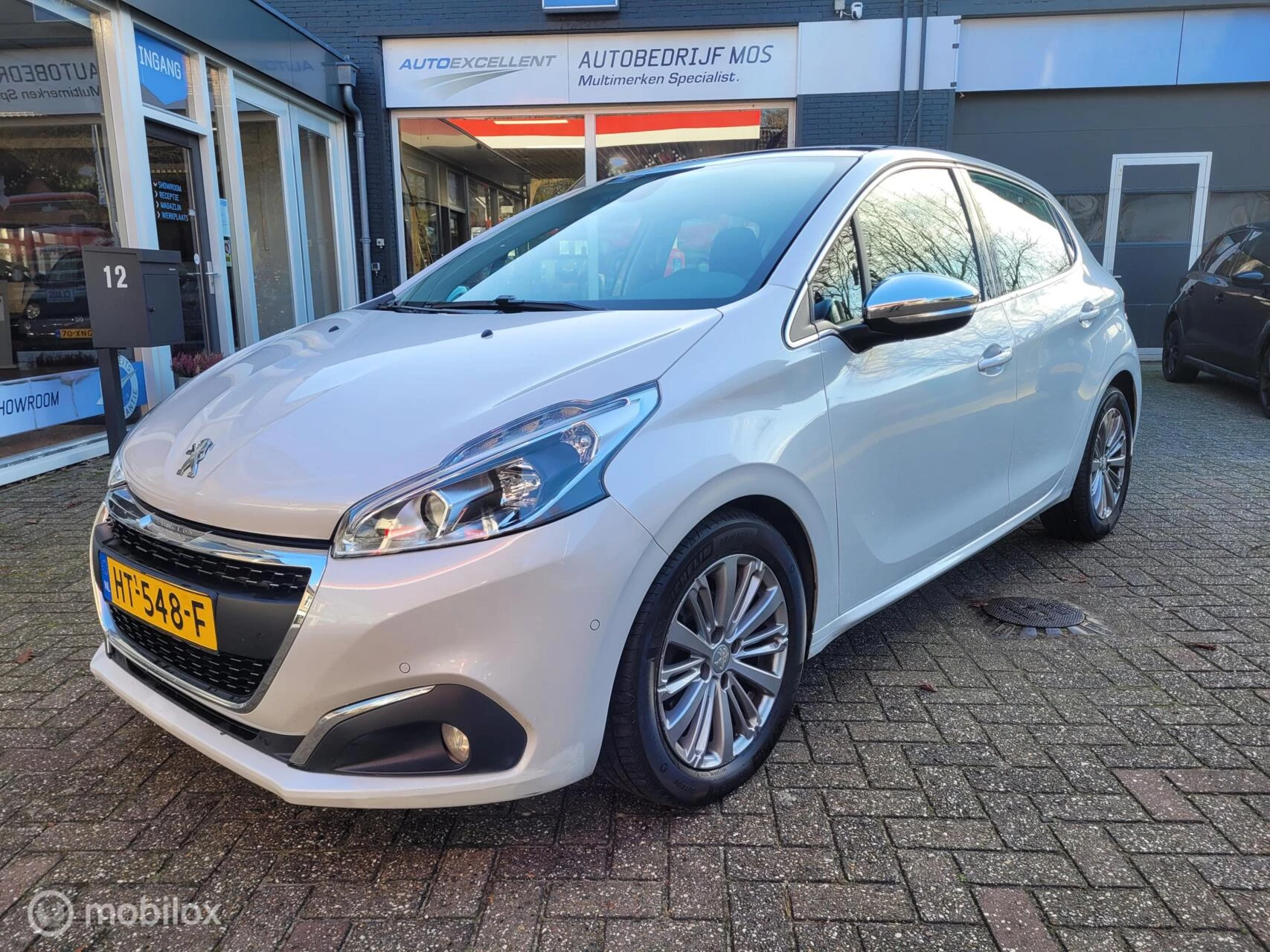 Hoofdafbeelding Peugeot 208