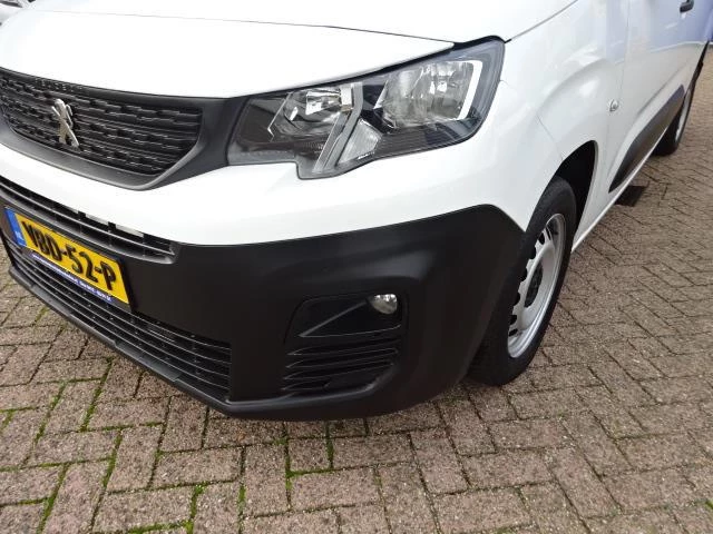 Hoofdafbeelding Peugeot Partner