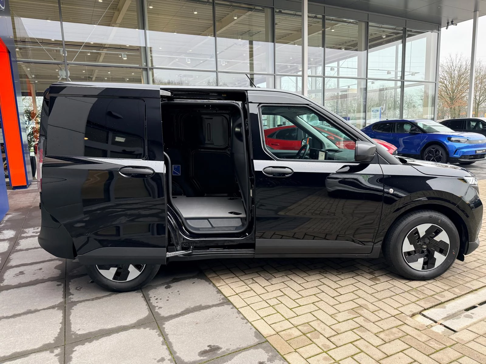 Hoofdafbeelding Ford Transit Courier