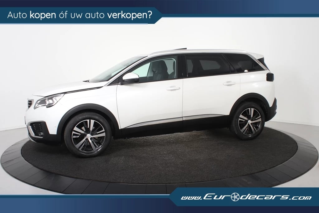 Hoofdafbeelding Peugeot 5008