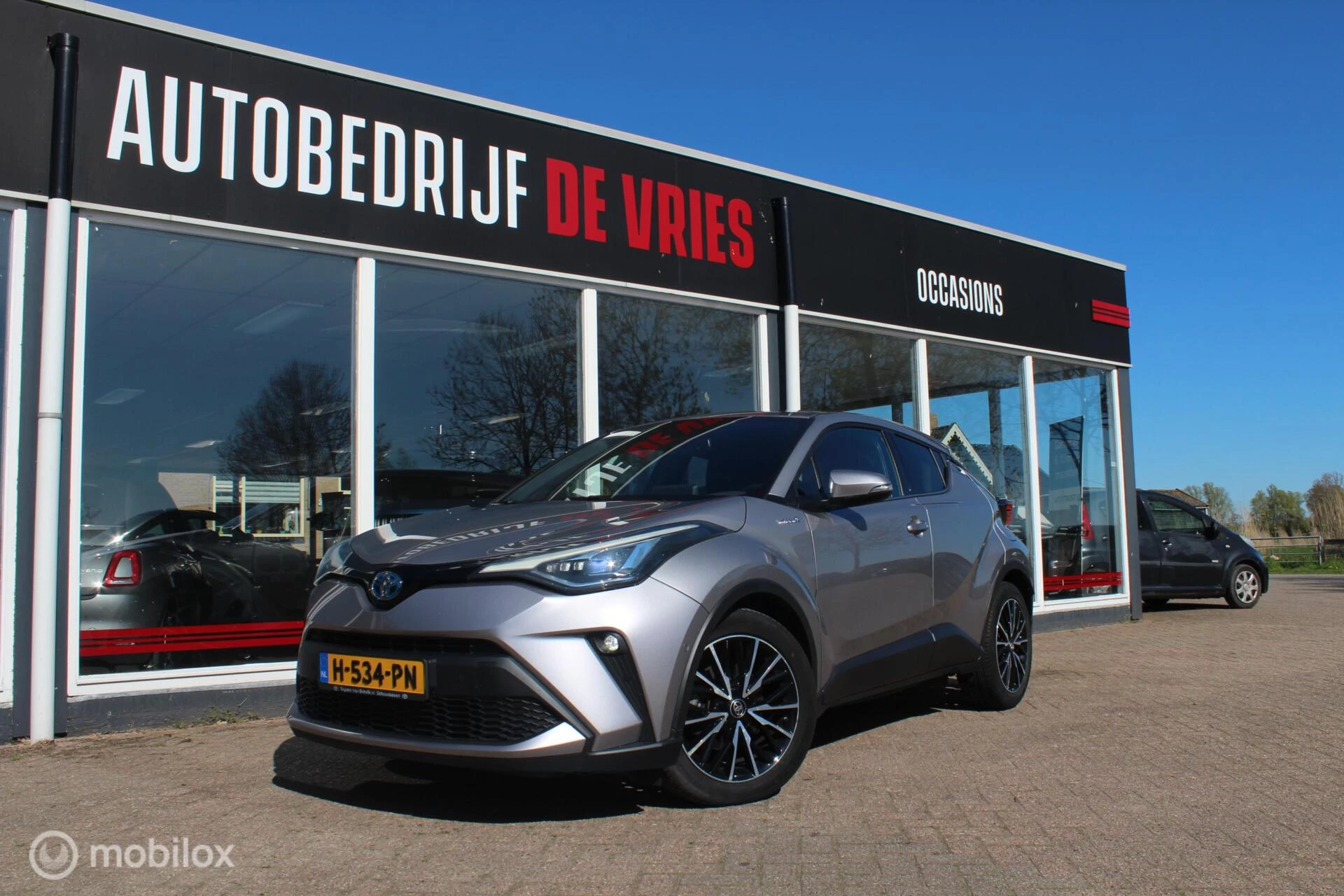 Hoofdafbeelding Toyota C-HR