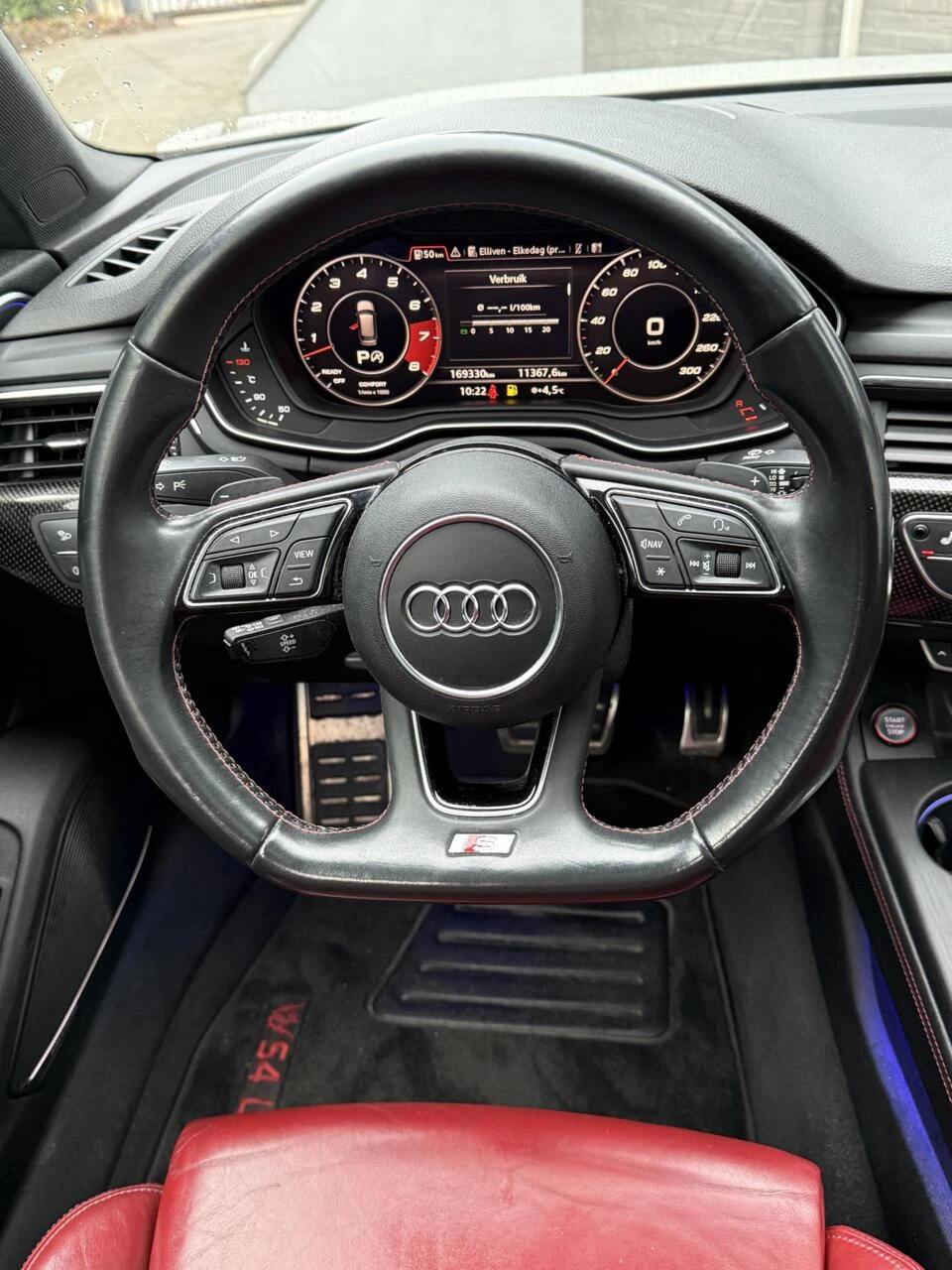 Hoofdafbeelding Audi S4