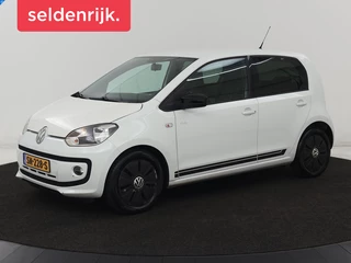 Volkswagen Up! 1.0 High Up! | Stoelverwarming | Airco |  Radio/CD | 15'' lichtmetalen velgen | Getint glas