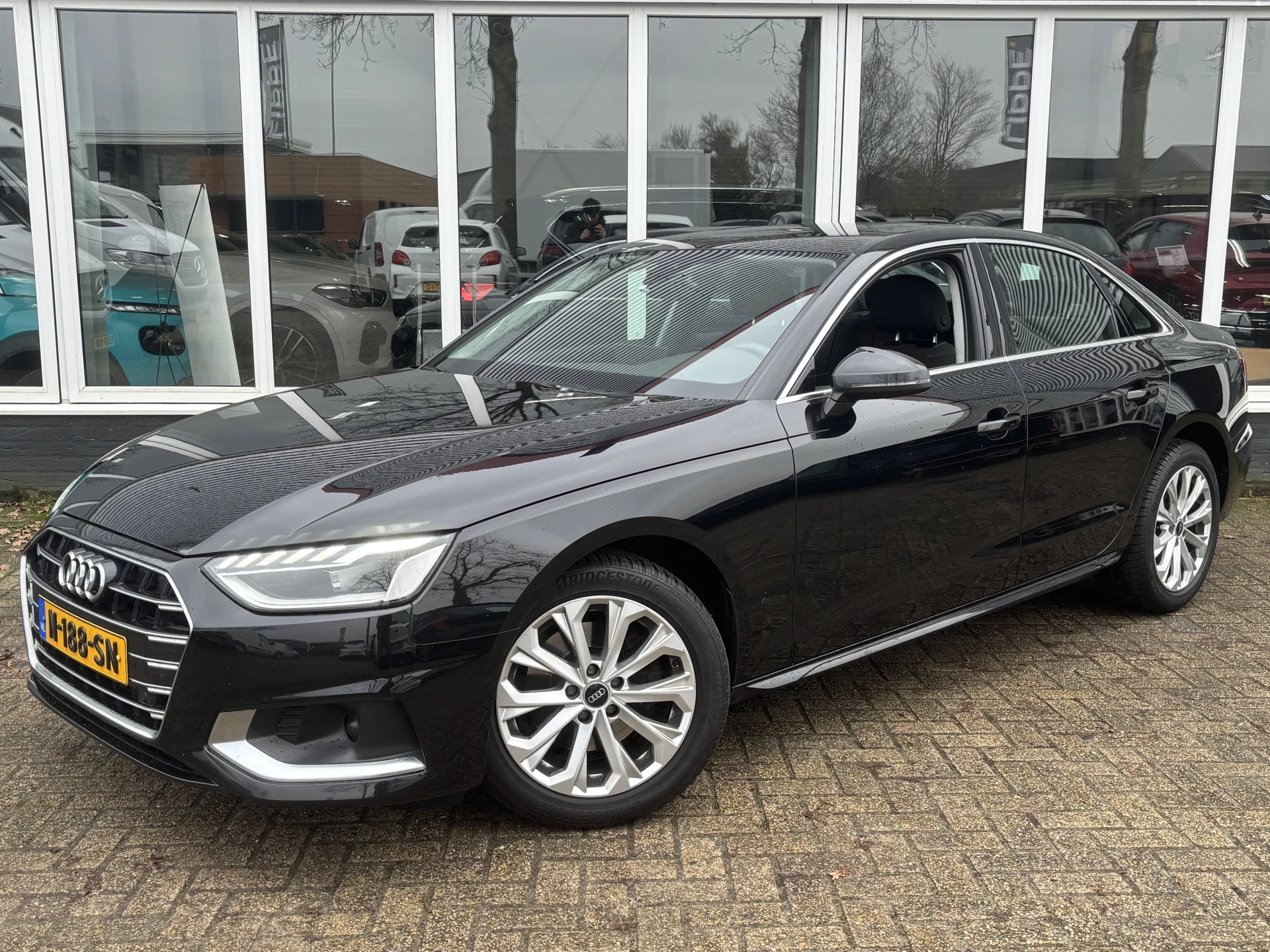 Hoofdafbeelding Audi A4