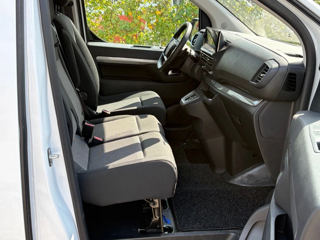 Hoofdafbeelding Peugeot e-Expert