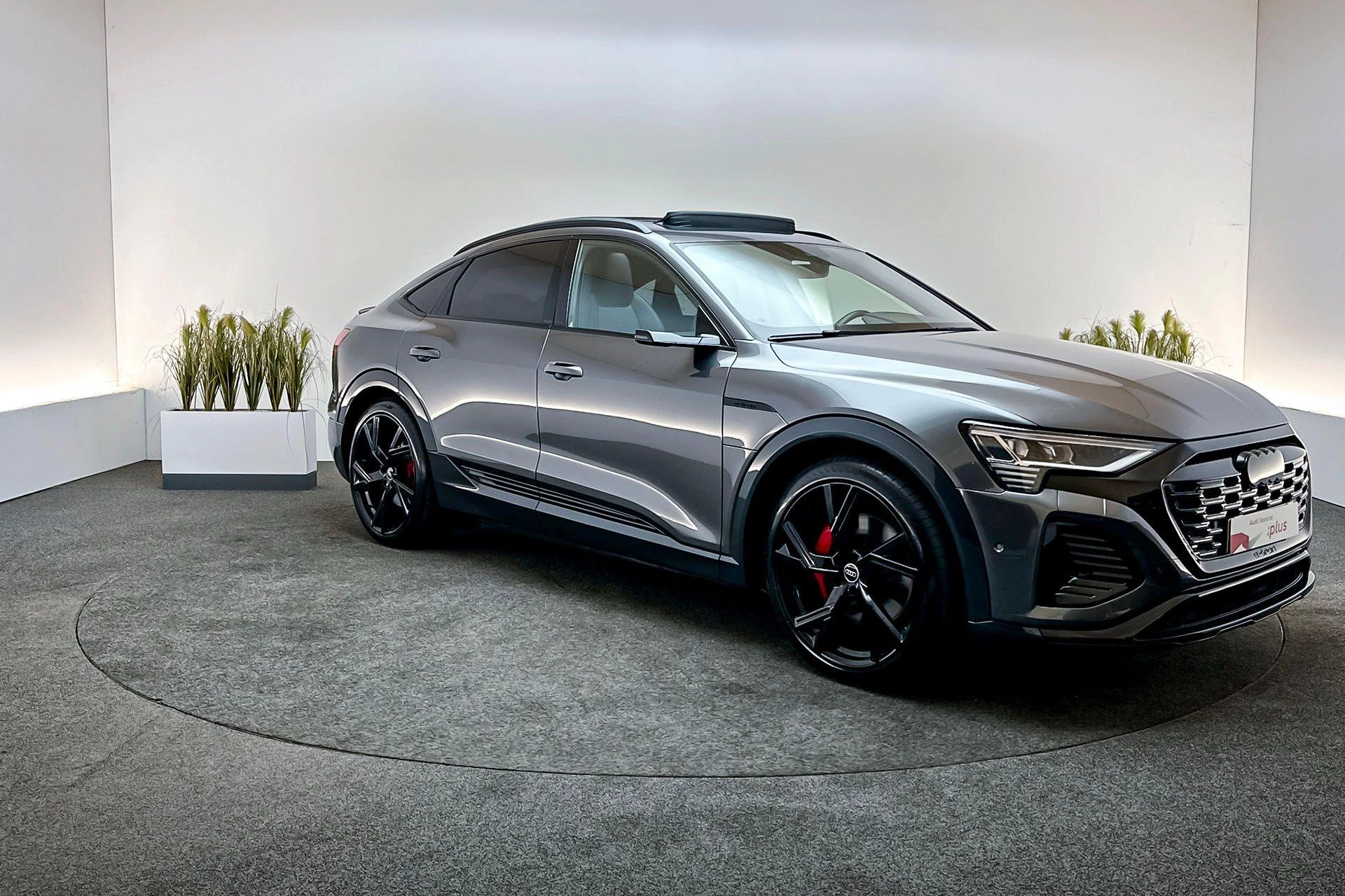 Hoofdafbeelding Audi Q8 Sportback e-tron