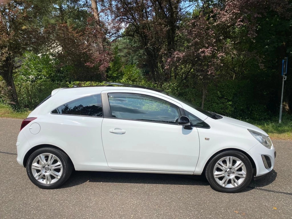 Hoofdafbeelding Opel Corsa