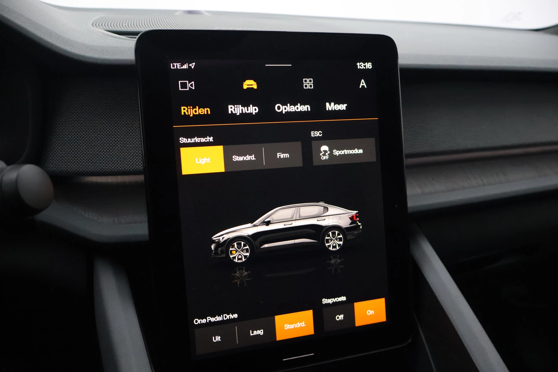 Hoofdafbeelding Polestar 2