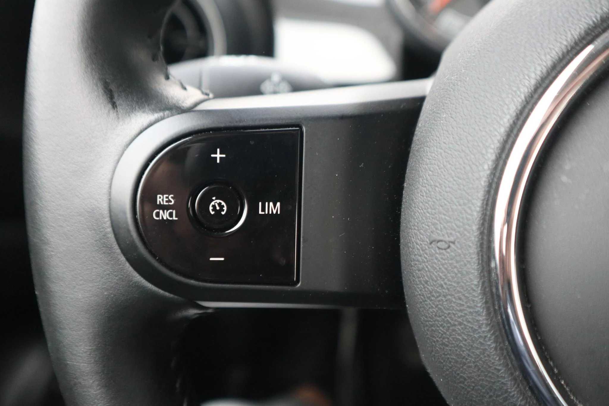 Hoofdafbeelding MINI One