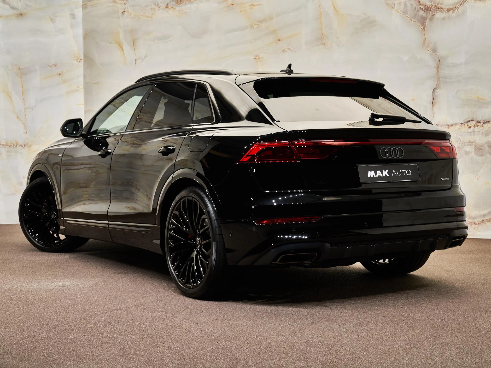 Hoofdafbeelding Audi Q8