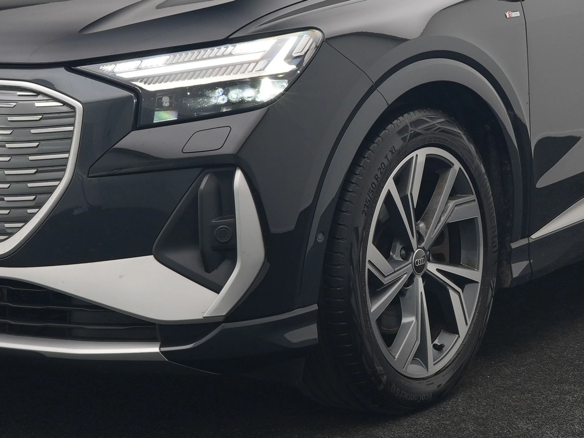 Hoofdafbeelding Audi Q4 e-tron