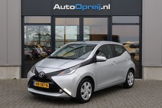 Toyota Aygo 1.0 VVT-i X-Play 5drs. LIM, Airco, Carplay, Camera, LIM