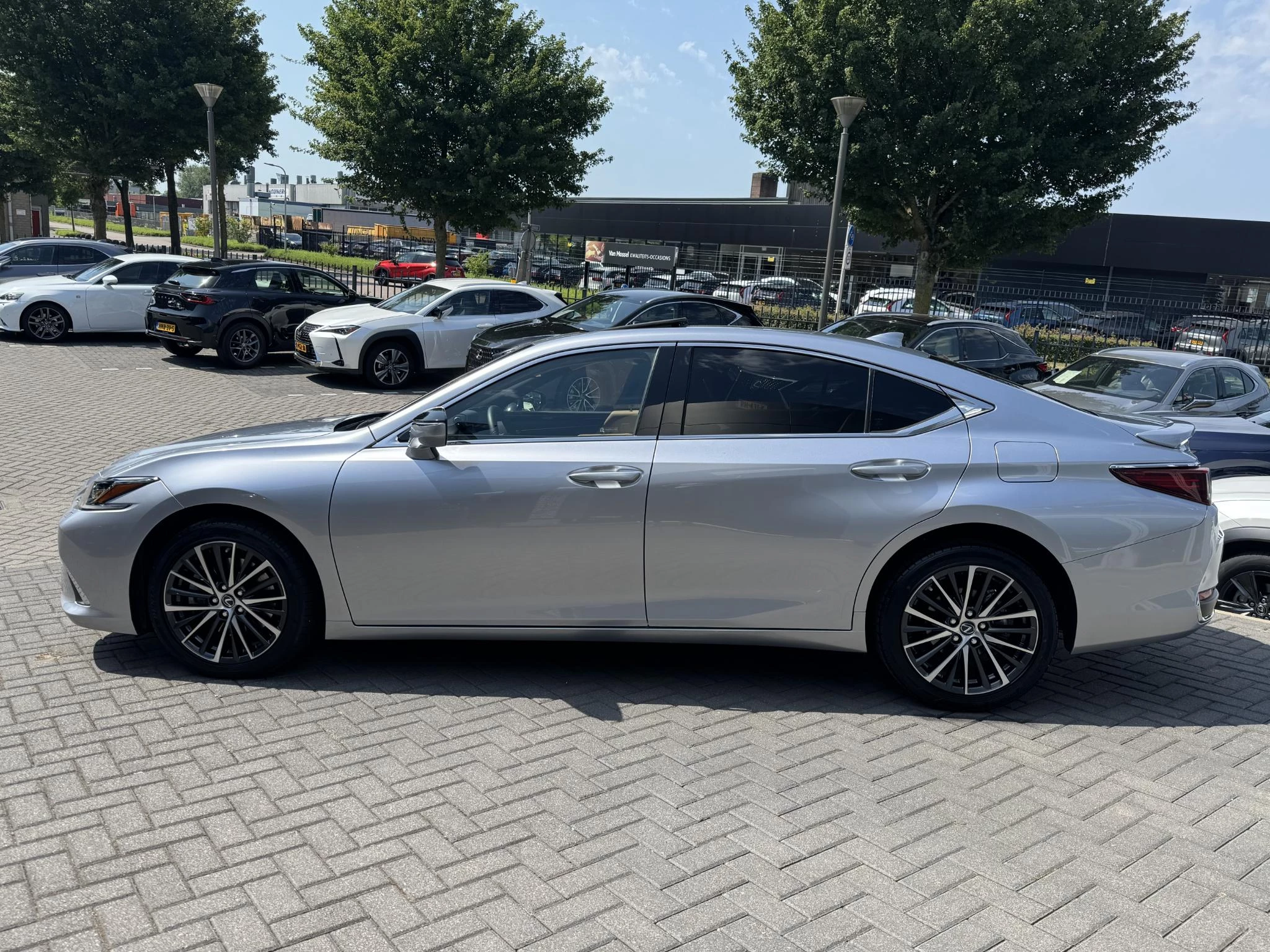 Hoofdafbeelding Lexus ES