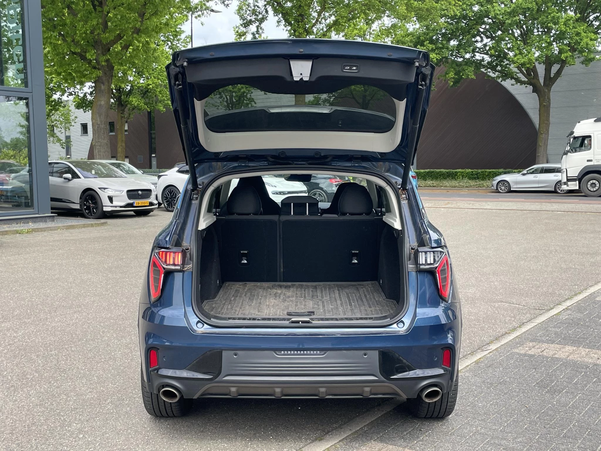 Hoofdafbeelding Lynk & Co 01