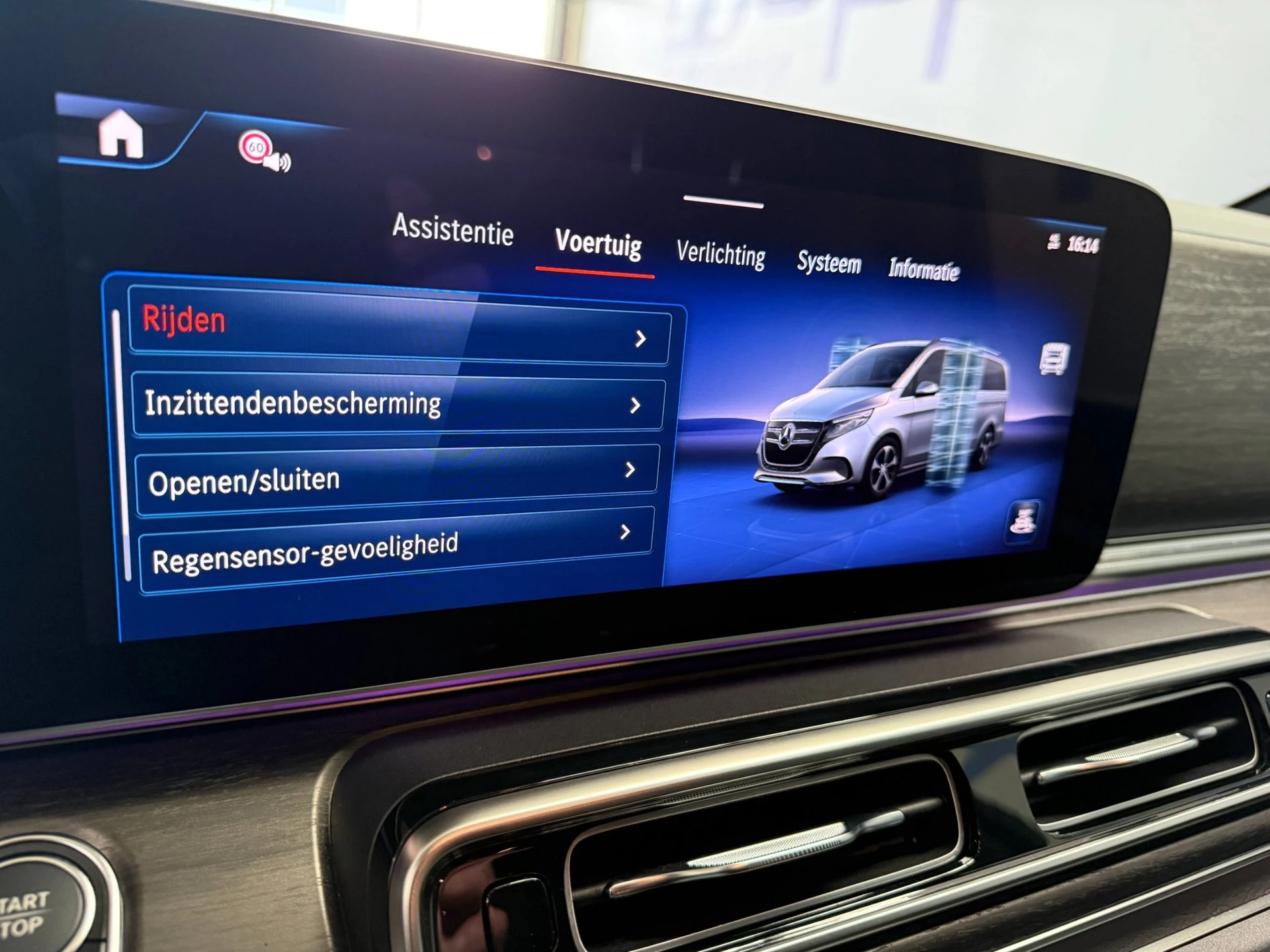 Hoofdafbeelding Mercedes-Benz EQV