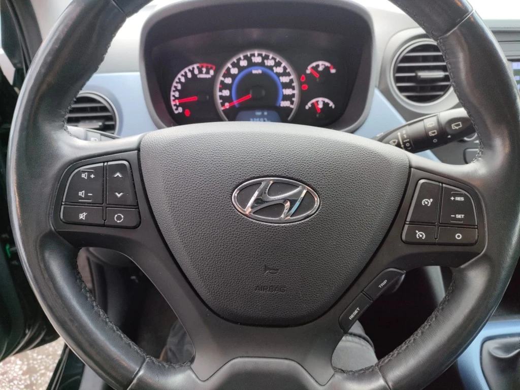 Hoofdafbeelding Hyundai i10