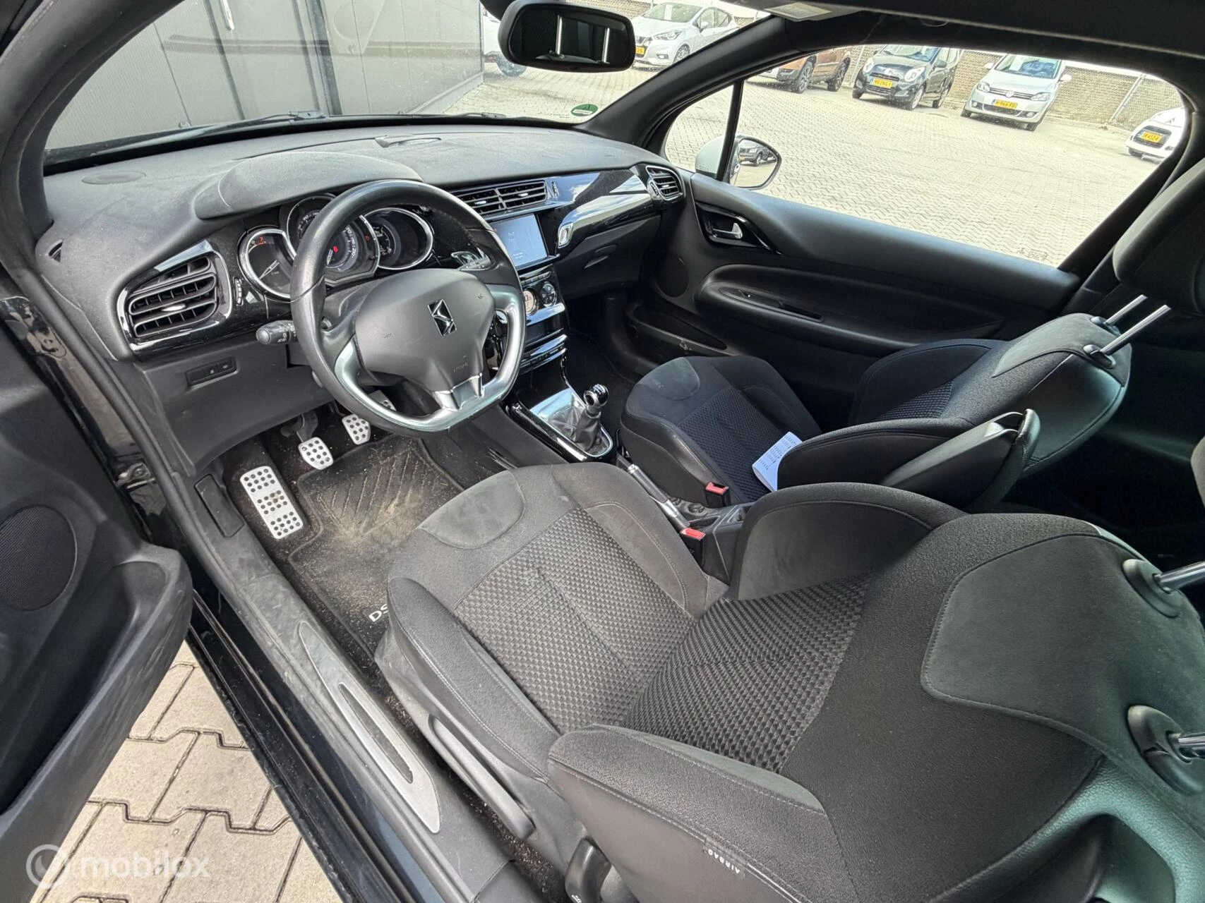 Hoofdafbeelding DS DS 3