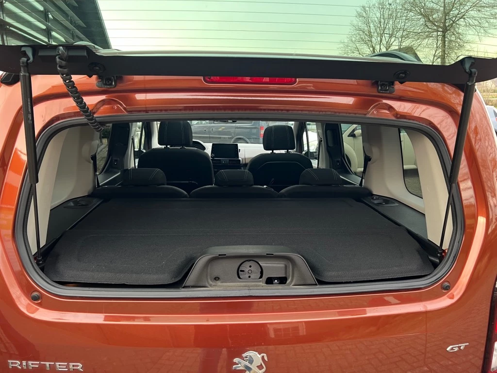 Hoofdafbeelding Peugeot Rifter