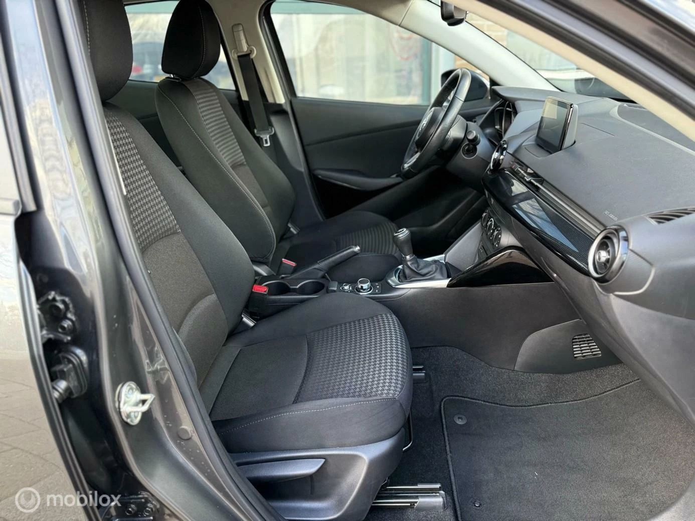 Hoofdafbeelding Mazda 2