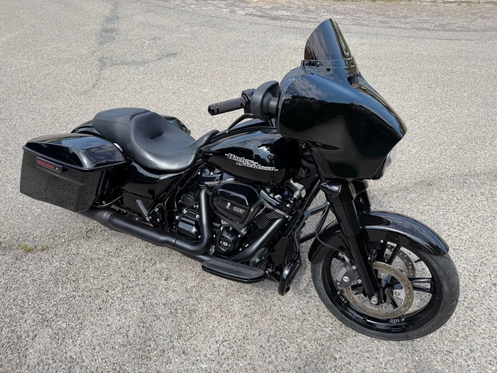 Hoofdafbeelding Harley-Davidson Street Glide