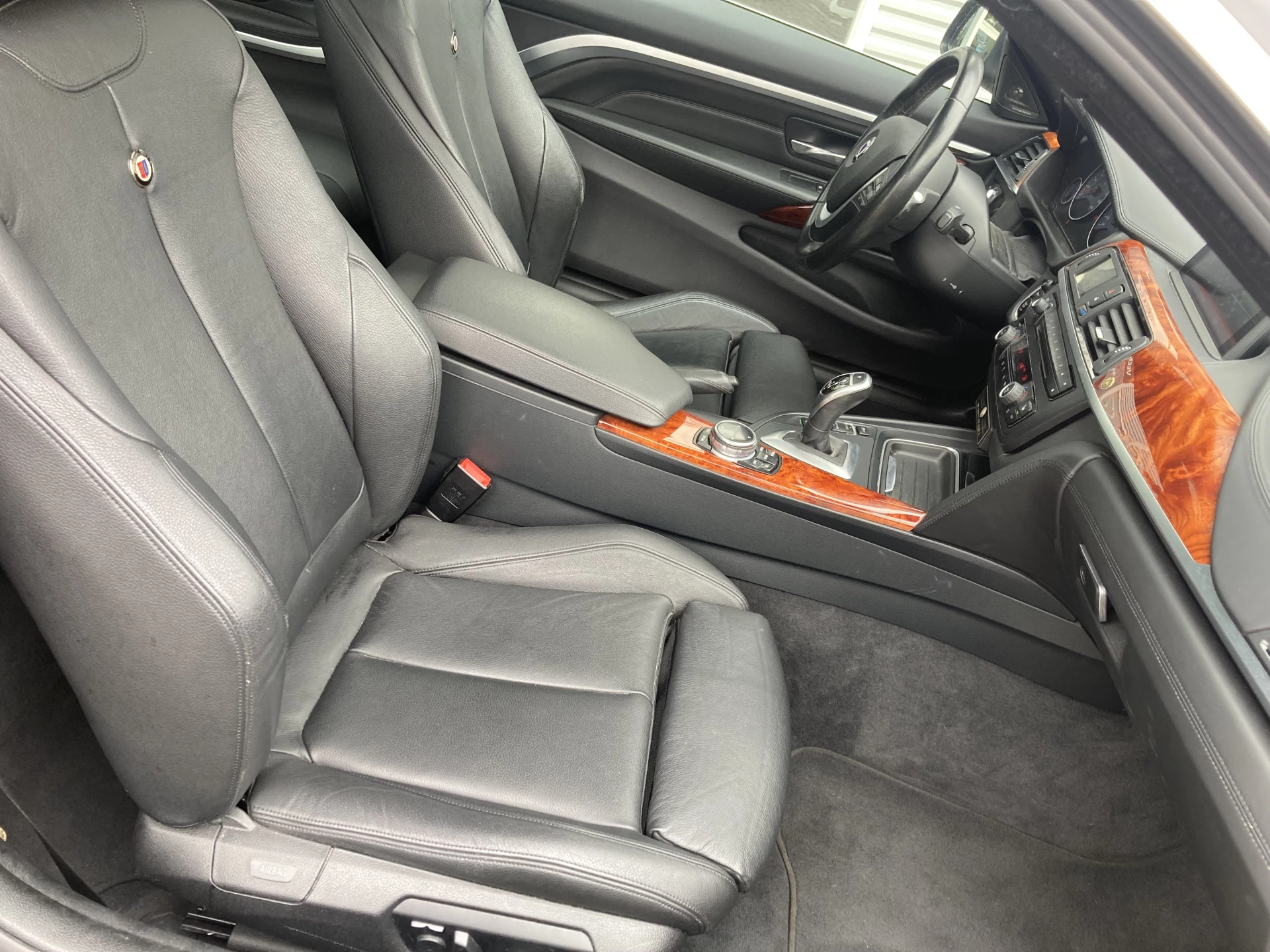 Hoofdafbeelding Alpina B4