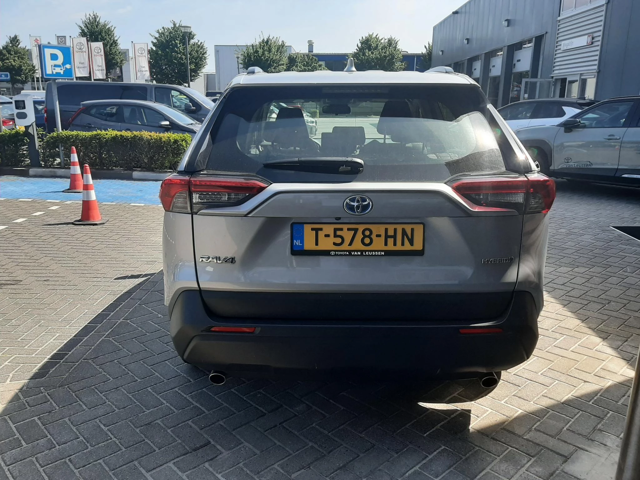 Hoofdafbeelding Toyota RAV4