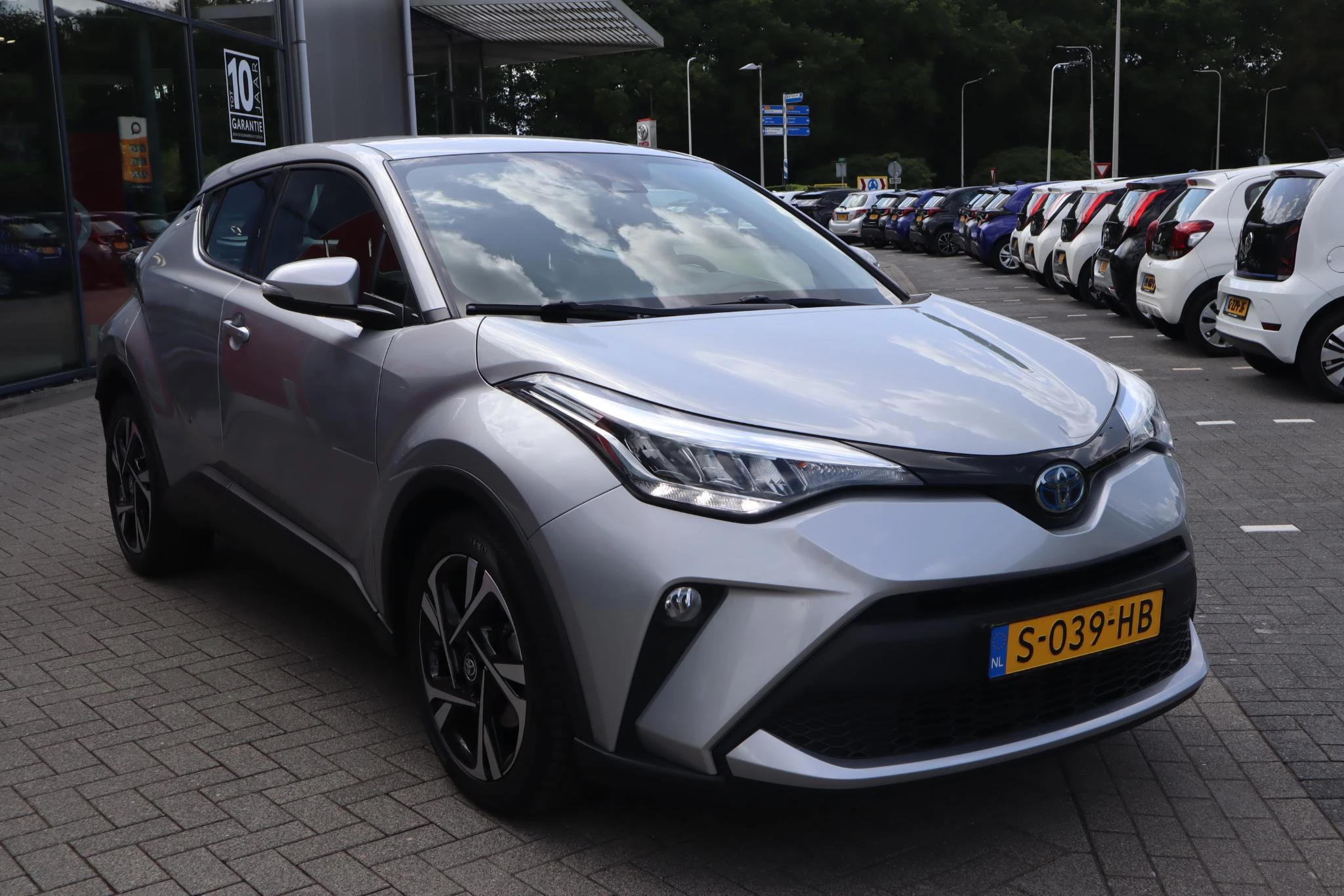 Hoofdafbeelding Toyota C-HR